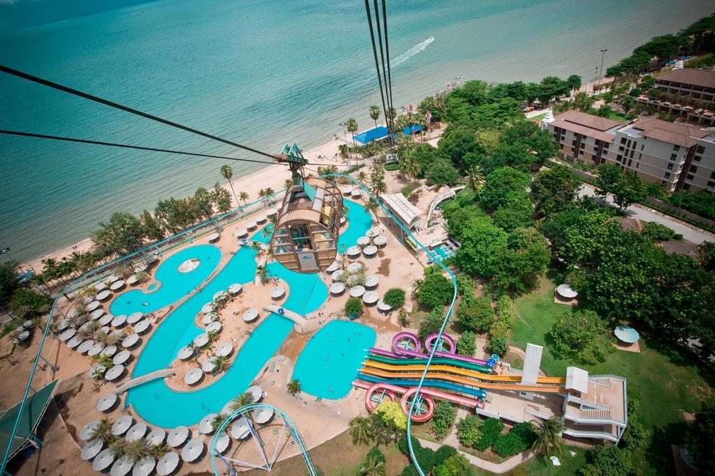 D.D. Inn Beach Guesthouse Pattaya Exteriör bild